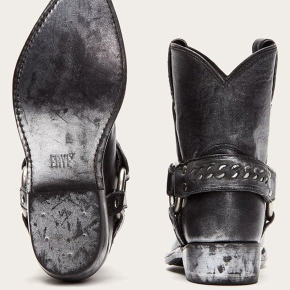 $429 Frye Billy Metallic Silver Chain Black Leather Cowboy Motorcycle Ankle Boot - Picture 3 of 16